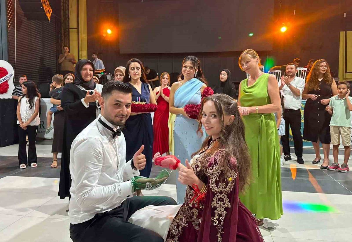 Baklavayla Başlayan Aşk Düğünle Taçlandı