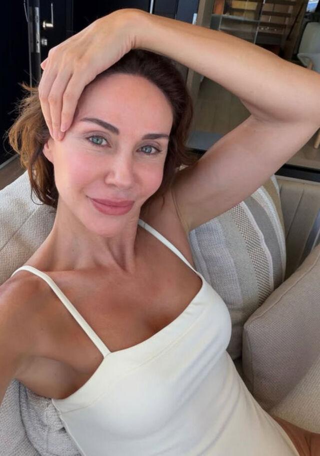 Demet Şener Kahvaltı Tabağını ve Fit Görünümünün Sırrını Paylaştı